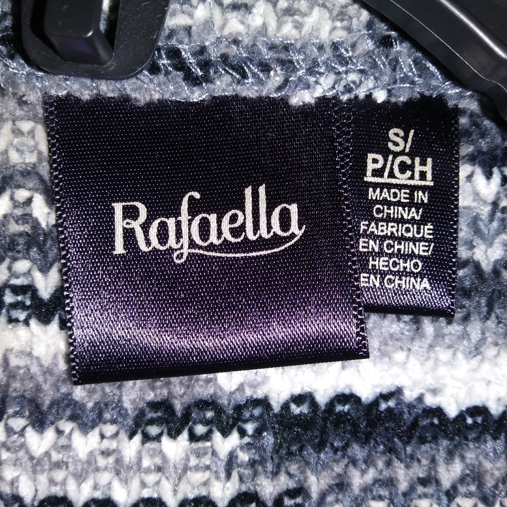 NWT sweater - Picture 2 of 5